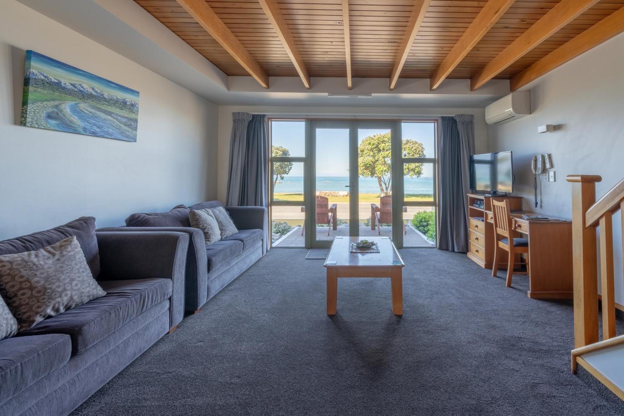 The Anchor Inn Beachfront Motel Καϊκούρα Εξωτερικό φωτογραφία