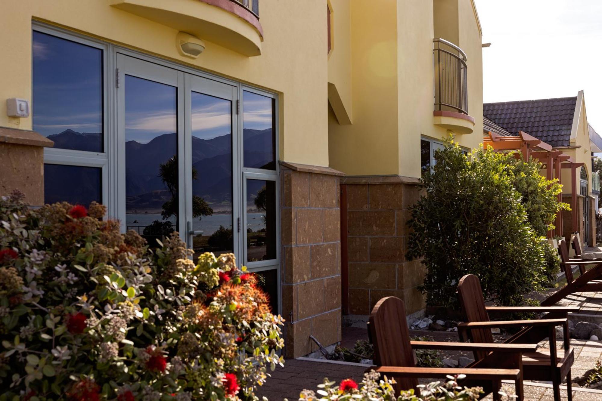 The Anchor Inn Beachfront Motel Καϊκούρα Εξωτερικό φωτογραφία
